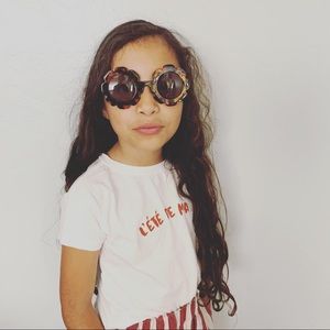 White tee shirt girls size 6y